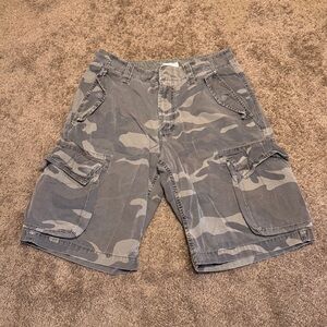 Gap Khaki Cargo Shorts Mens 30 Green Camo Loose Fit Outdoor Utility Casual